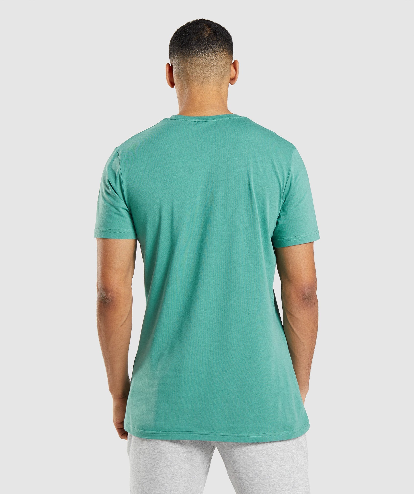 gymshark-essential-ss-slim-tee-alpine-green-ss22
