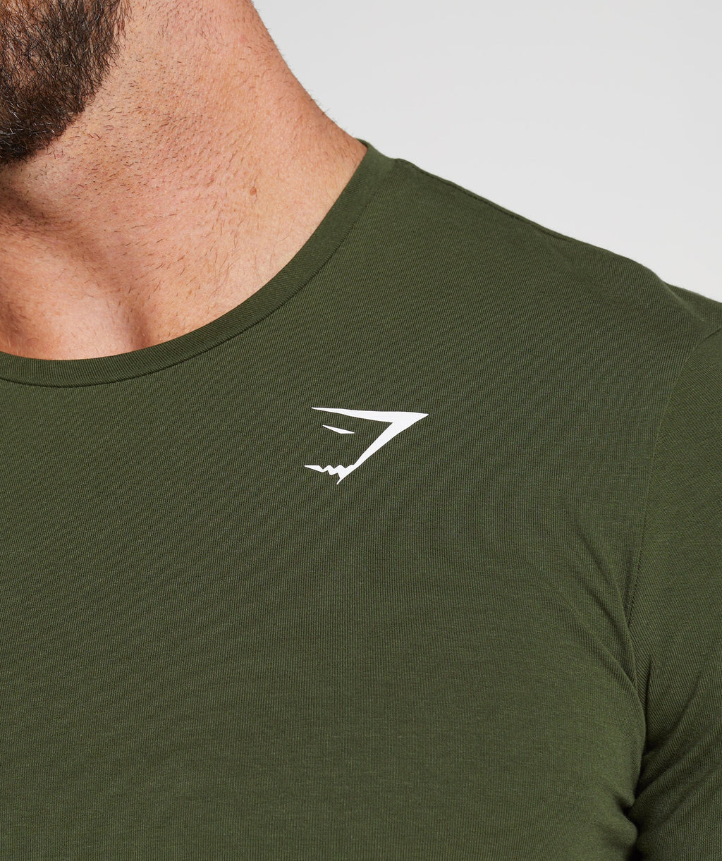 gymshark-essential-t-shirt-moss-olive-aw22