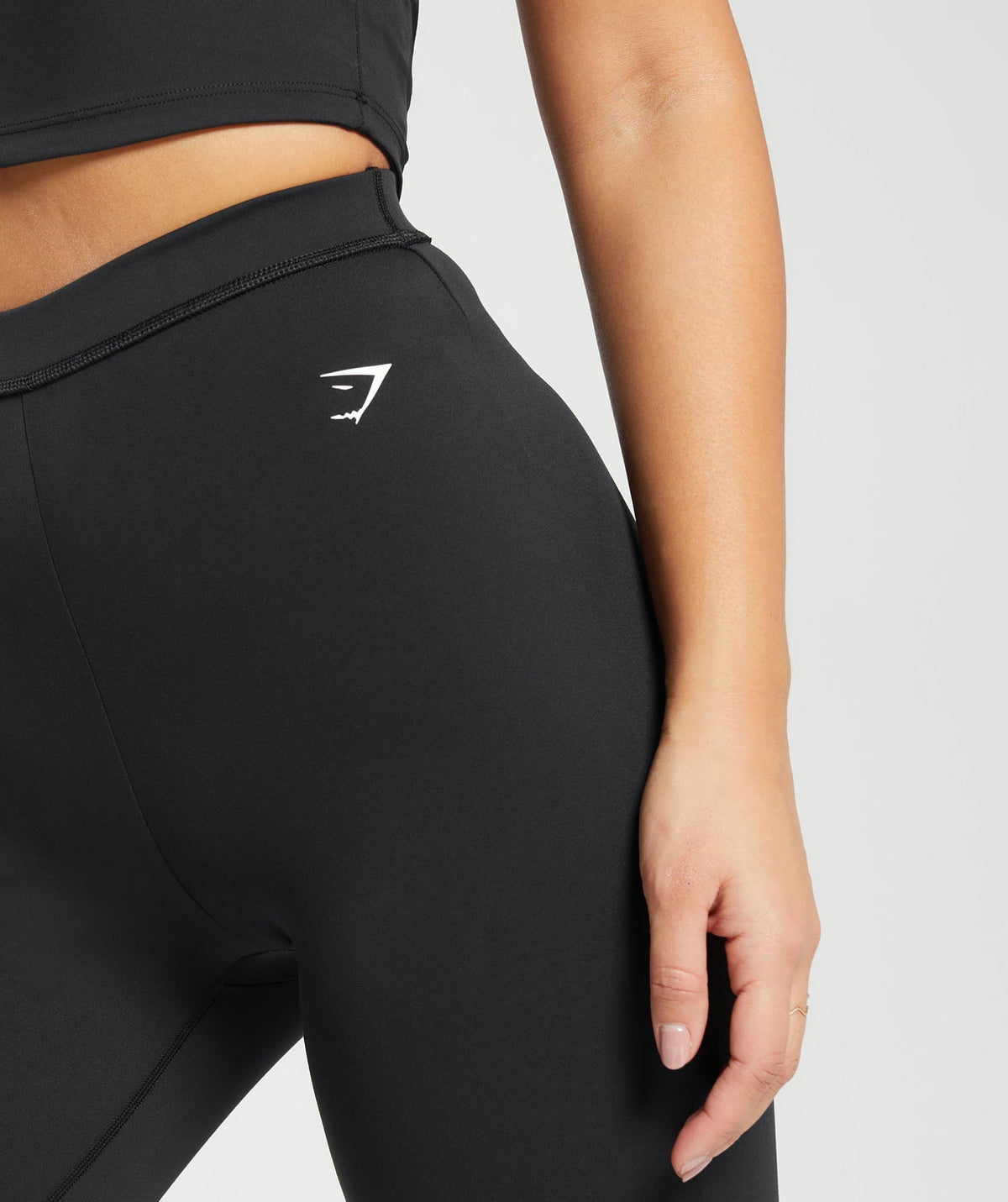gymshark-everyday-tall-flared-leggings-black-ss24