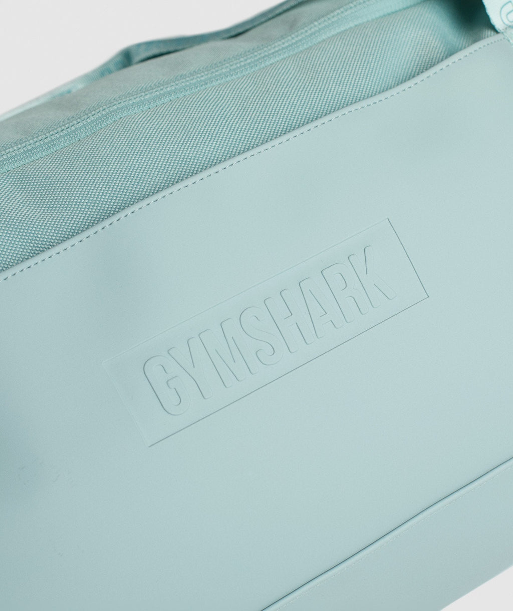 gymshark-everyday-holdall-light-blue-aw21