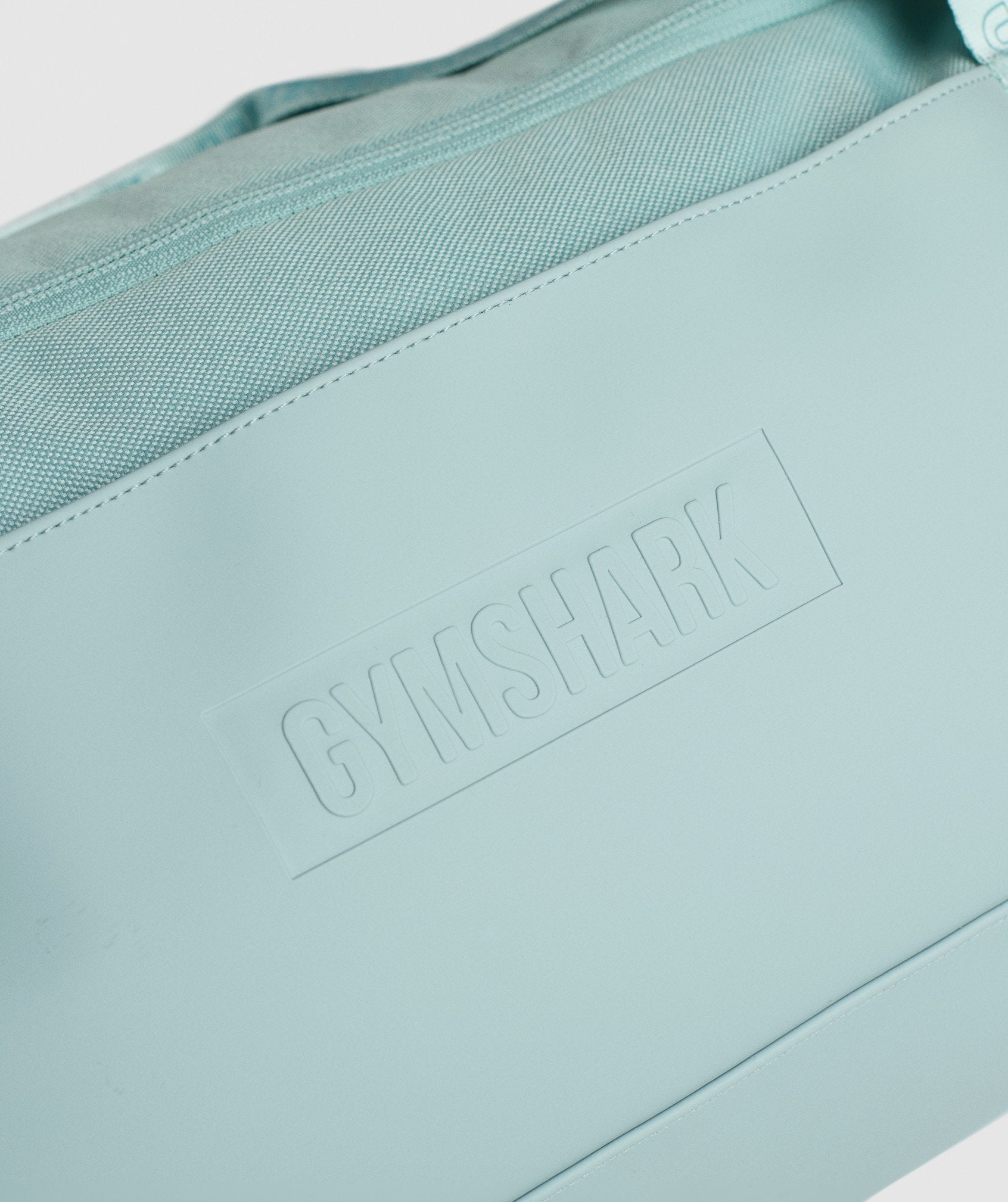 gymshark-everyday-holdall-light-blue-aw21