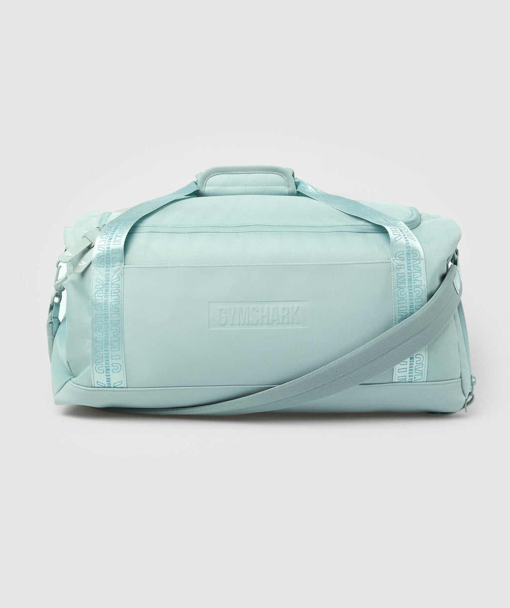 gymshark-everyday-holdall-light-blue-aw21