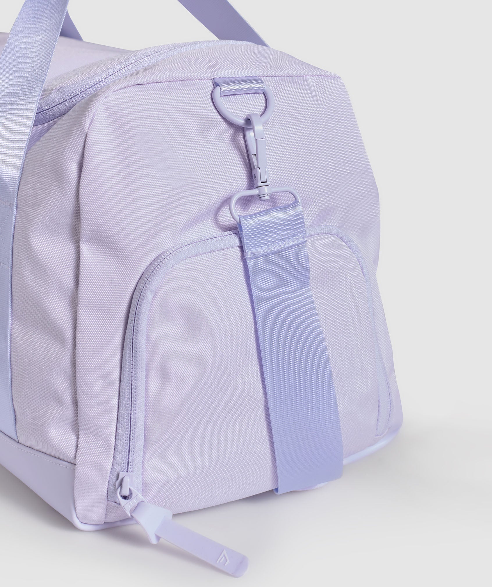 gymshark-everyday-holdall-small-fresh-lilac-ss25