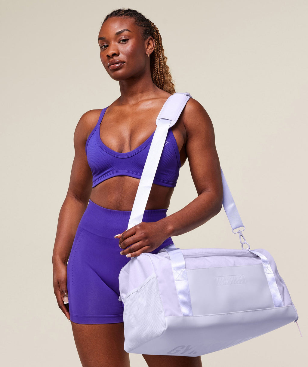 gymshark-everyday-holdall-small-fresh-lilac-ss25