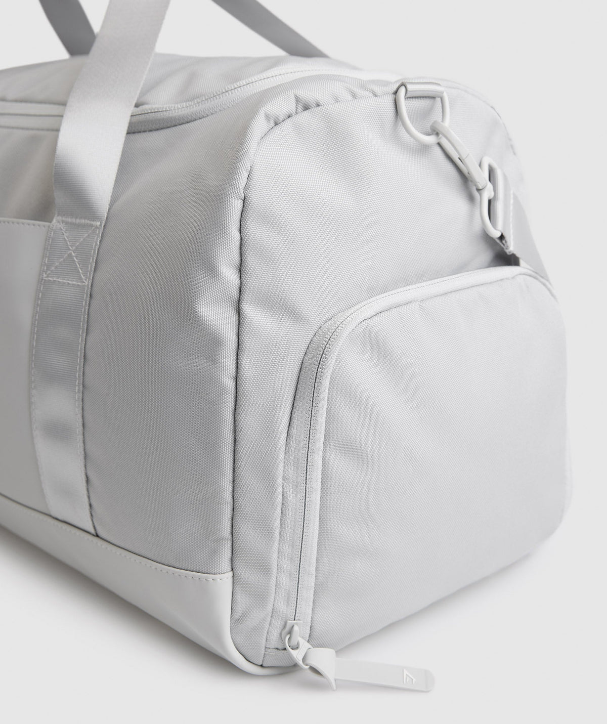 gymshark-medium-everyday-holdall-light-grey-ss23