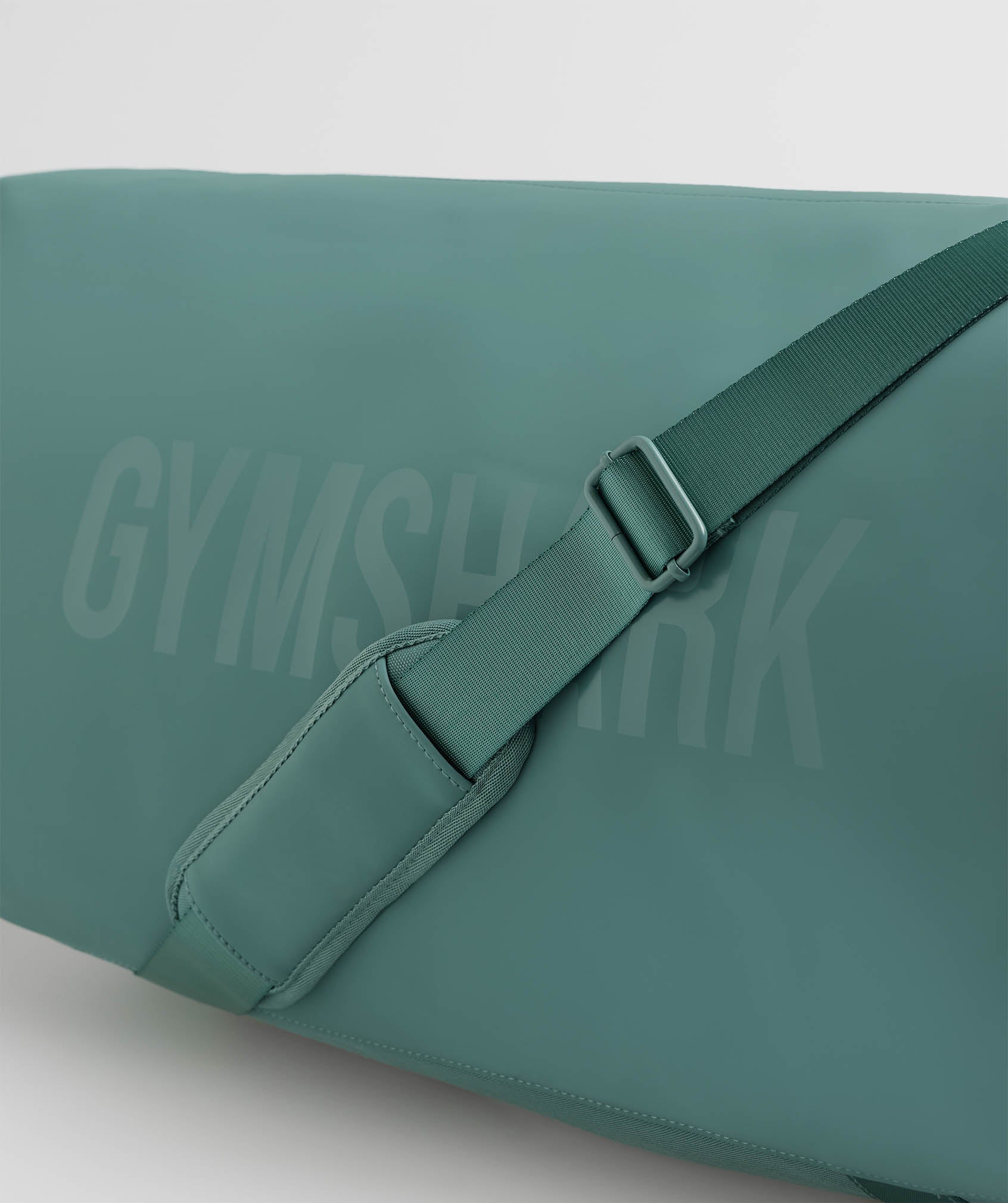 gymshark-medium-everyday-holdall-ink-teal-ss23