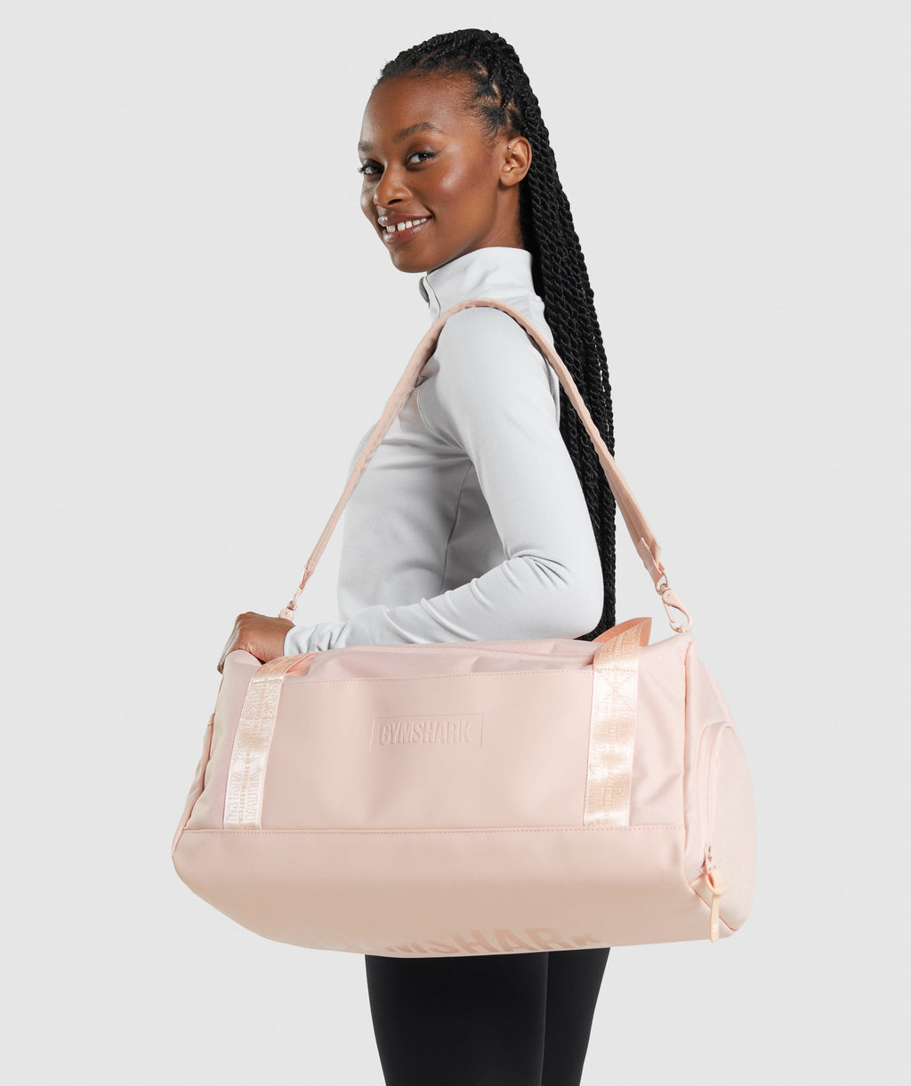 gymshark-everyday-holdall-orchid-pink-aw21