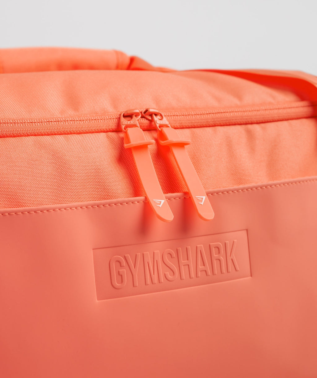 gymshark-small-everyday-holdall-solstice-orange-ss23