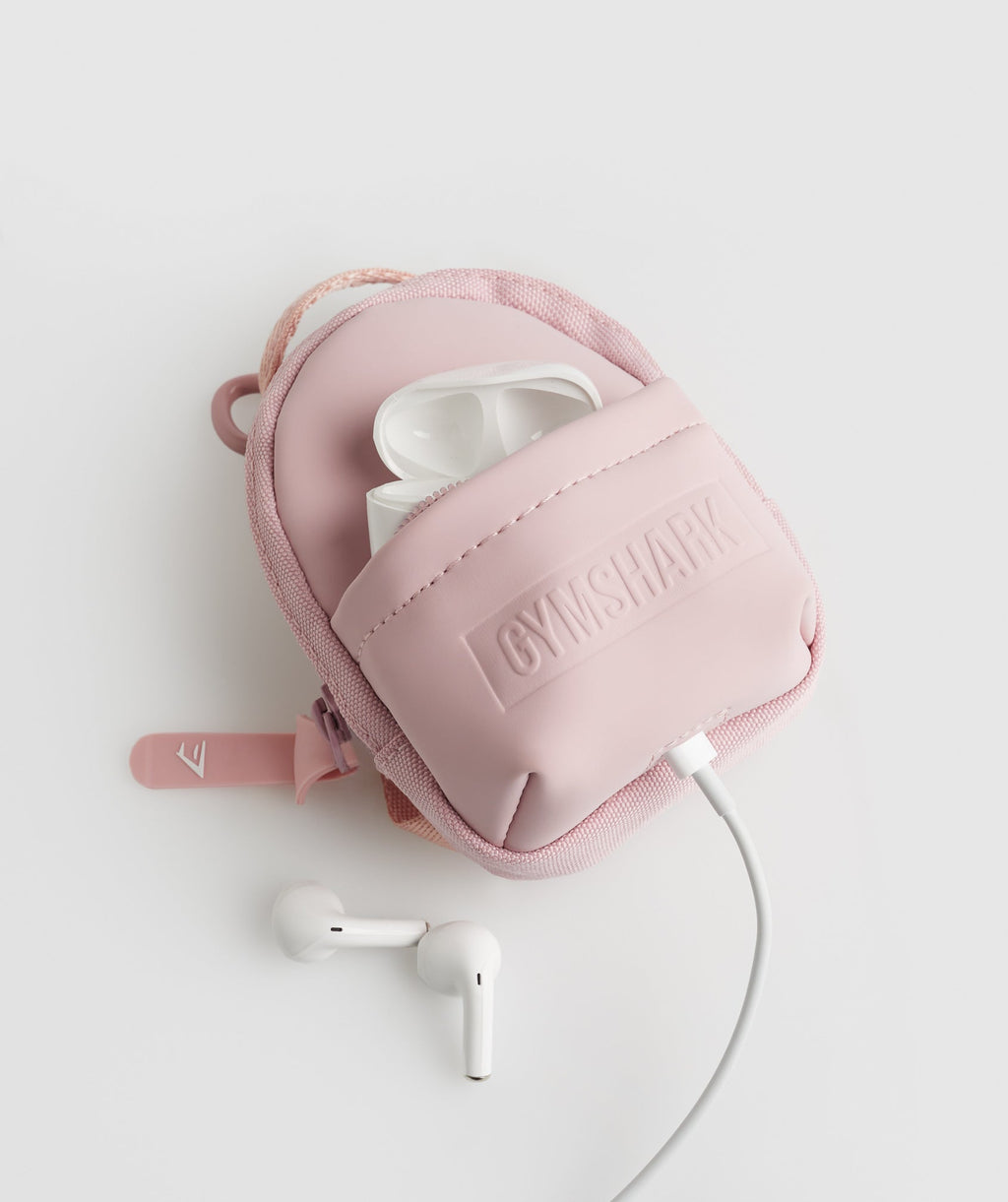 gymshark-everyday-keychain-scandi-pink-ss23