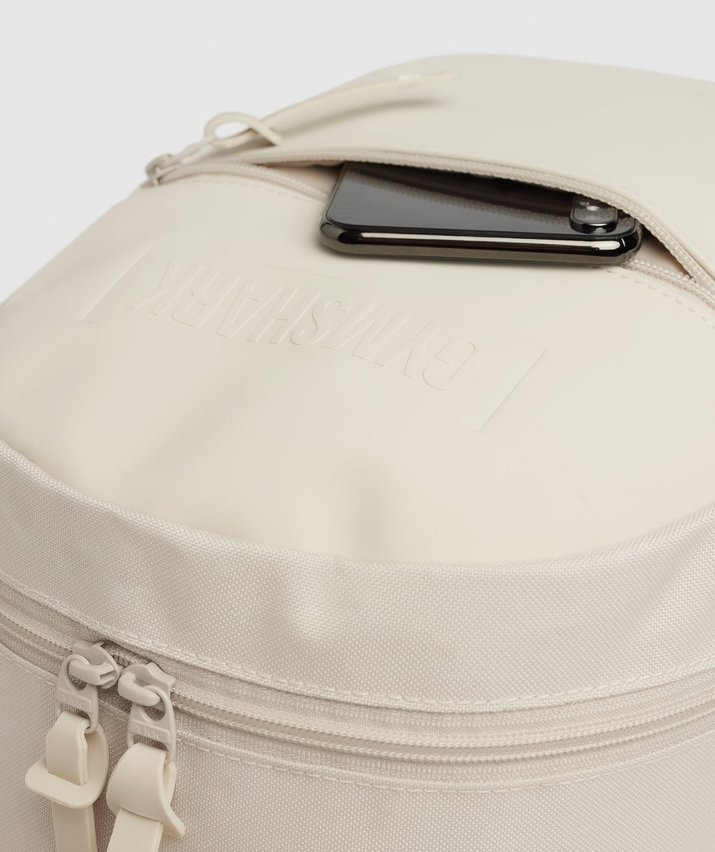 gymshark-everyday-mini-backpack-pebble-grey-aw23