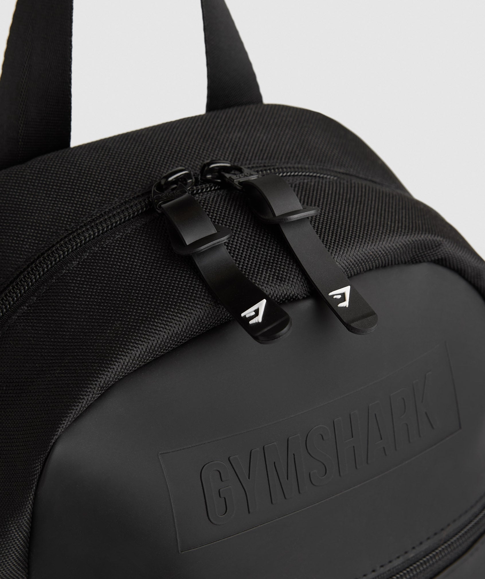 gymshark-everyday-mini-backpack-black-aw21