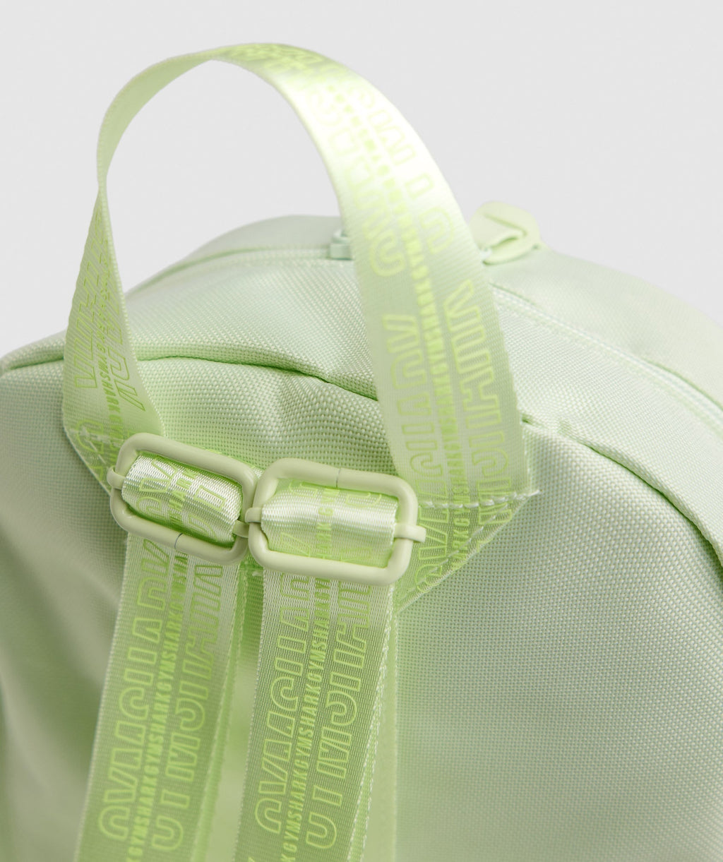 gymshark-everyday-mini-backpack-cucumber-green-ss22