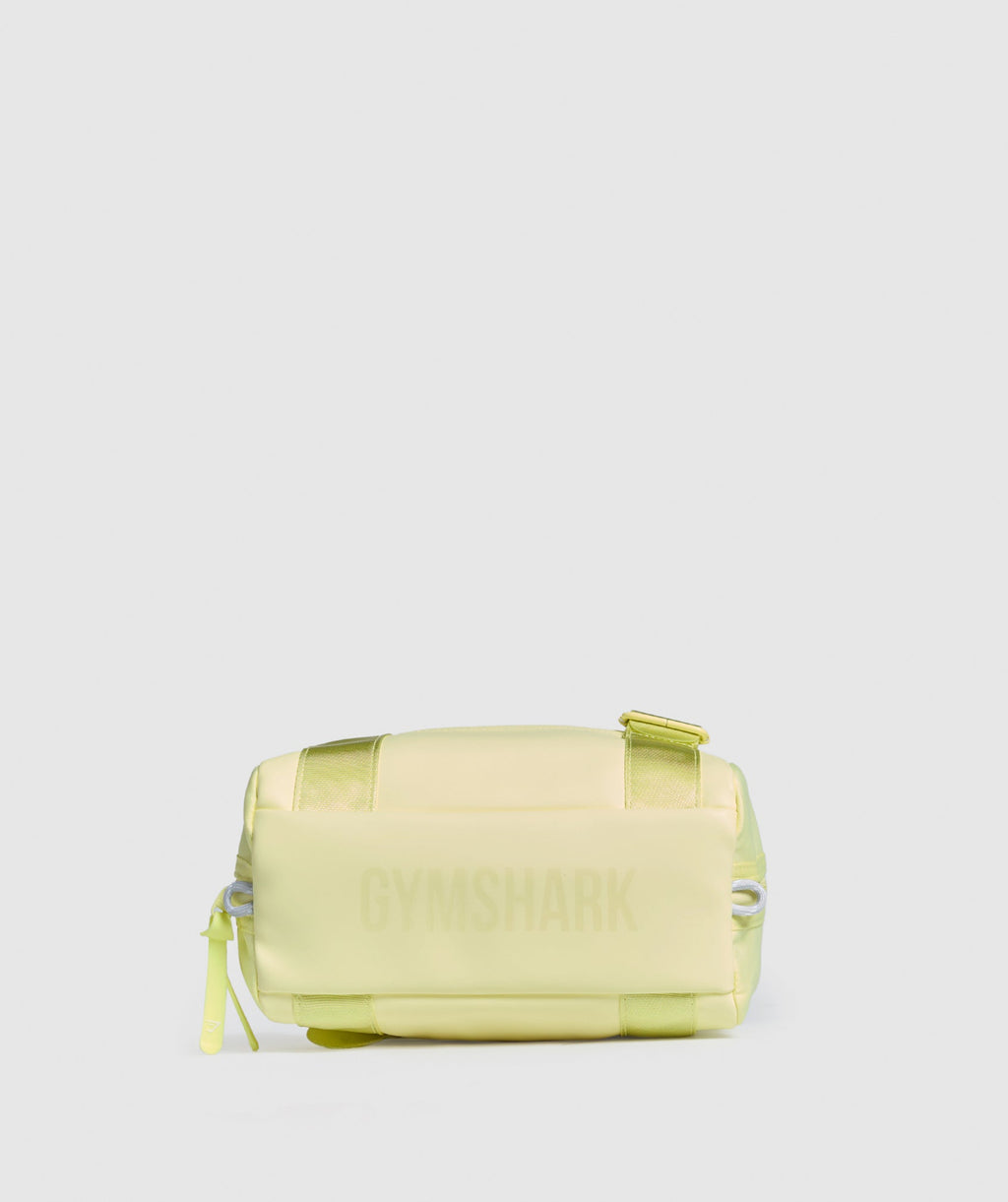 gymshark-everyday-mini-holdall-refresh-yellow-ss25