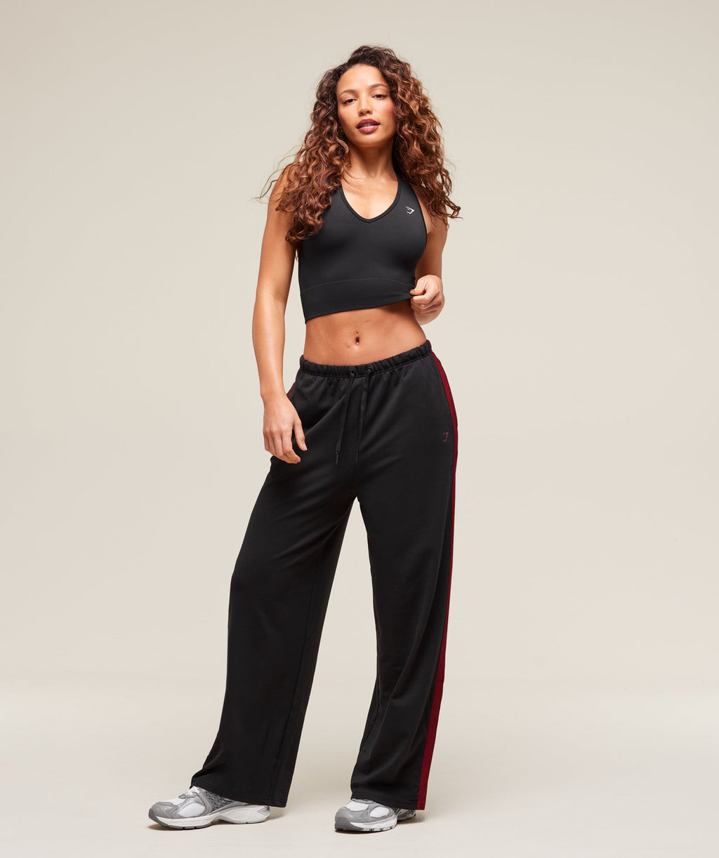 gymshark-everyday-seamless-crop-tank-black-aw23