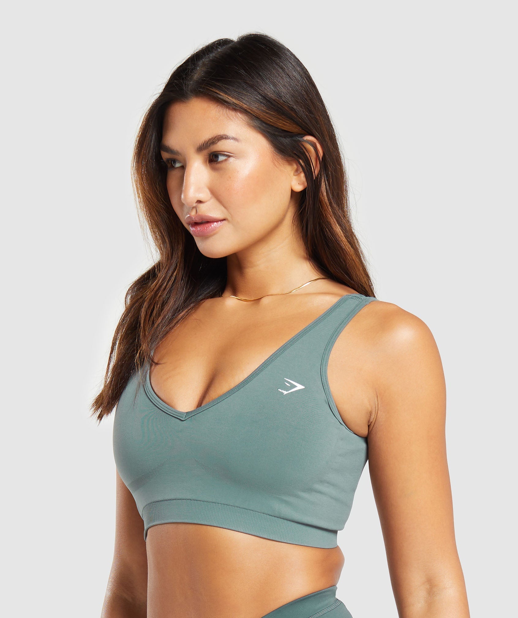gymshark-everyday-seamless-sports-bra-cargo-teal-ss24