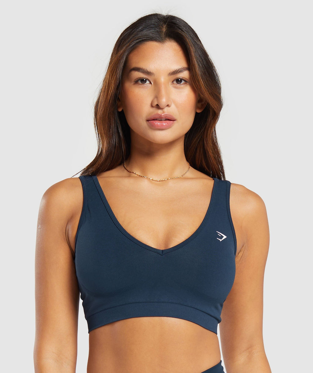 gymshark-everyday-seamless-sports-bra-navy-ss24
