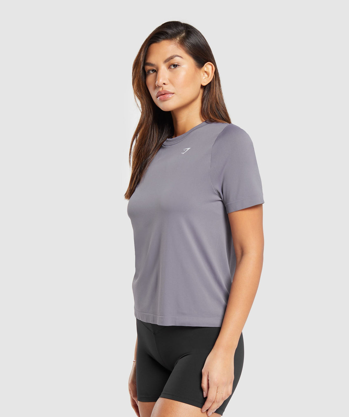 gymshark-everyday-seamless-t-shirt-fog-purple-ss24