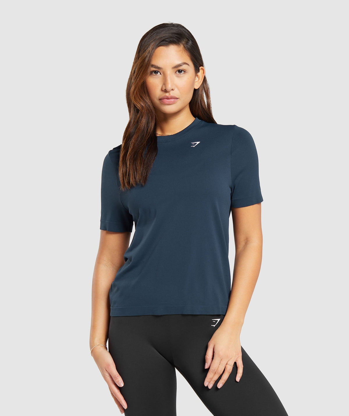 gymshark-everyday-seamless-t-shirt-navy-ss24