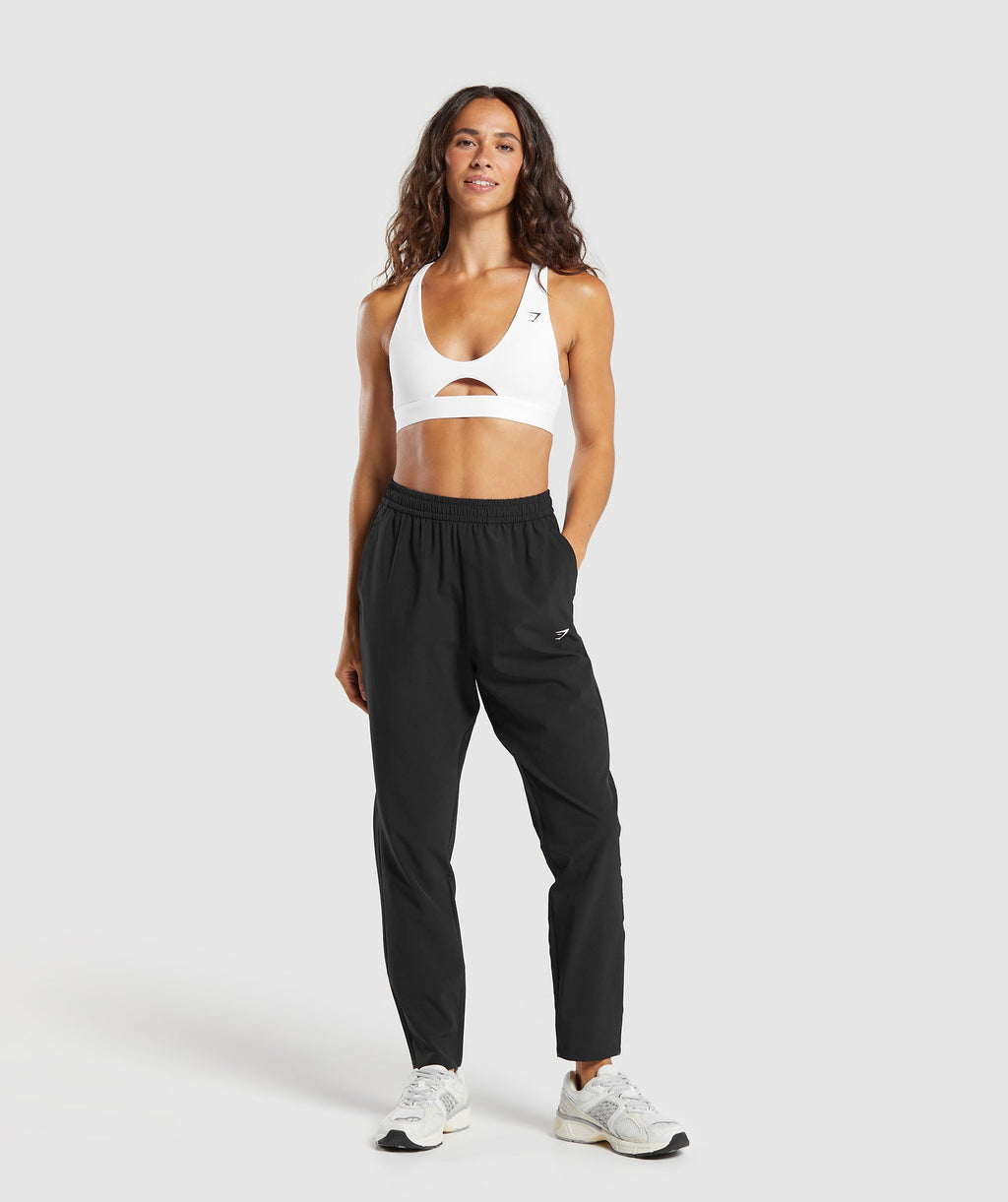 gymshark-everyday-woven-pant-black-aw24