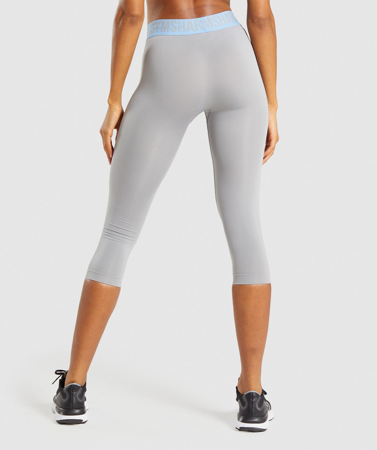 gymshark-fit-cropped-leggings-smokey-grey-light-blue