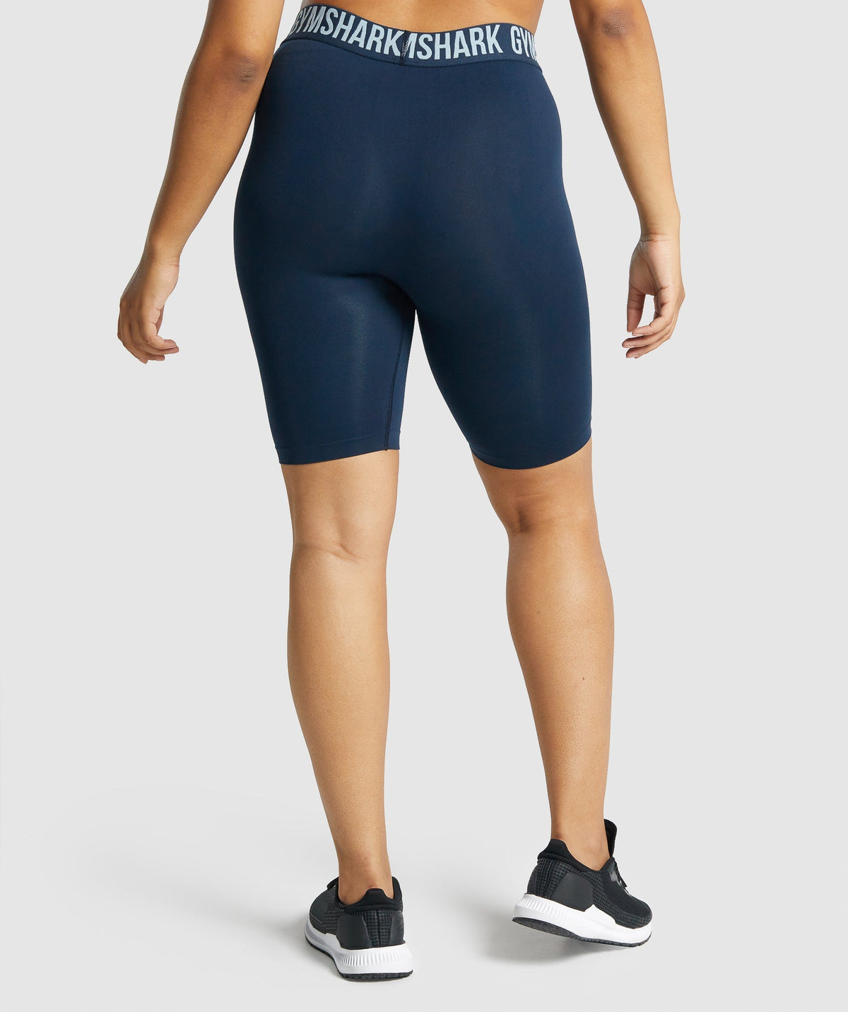 gymshark-fit-seamless-cycling-shorts-navy-aw21