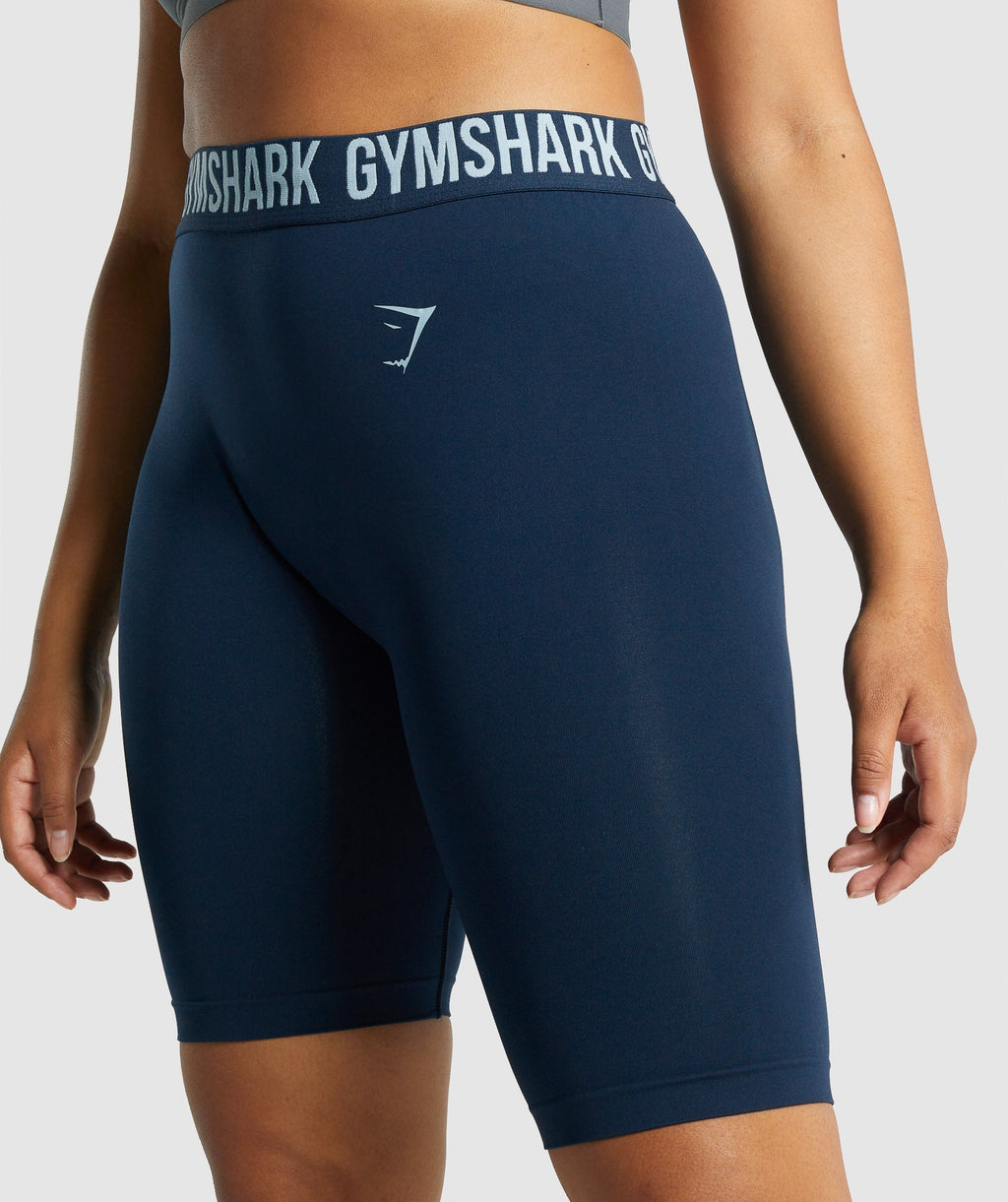 gymshark-fit-seamless-cycling-shorts-navy-aw21