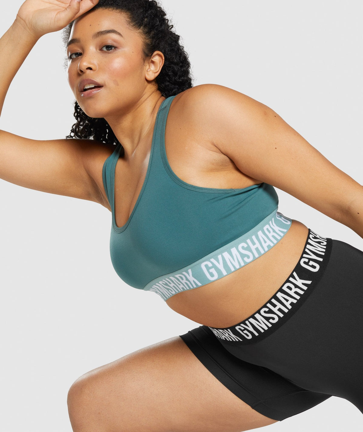 gymshark-fit-seamless-sports-bra-dark-green