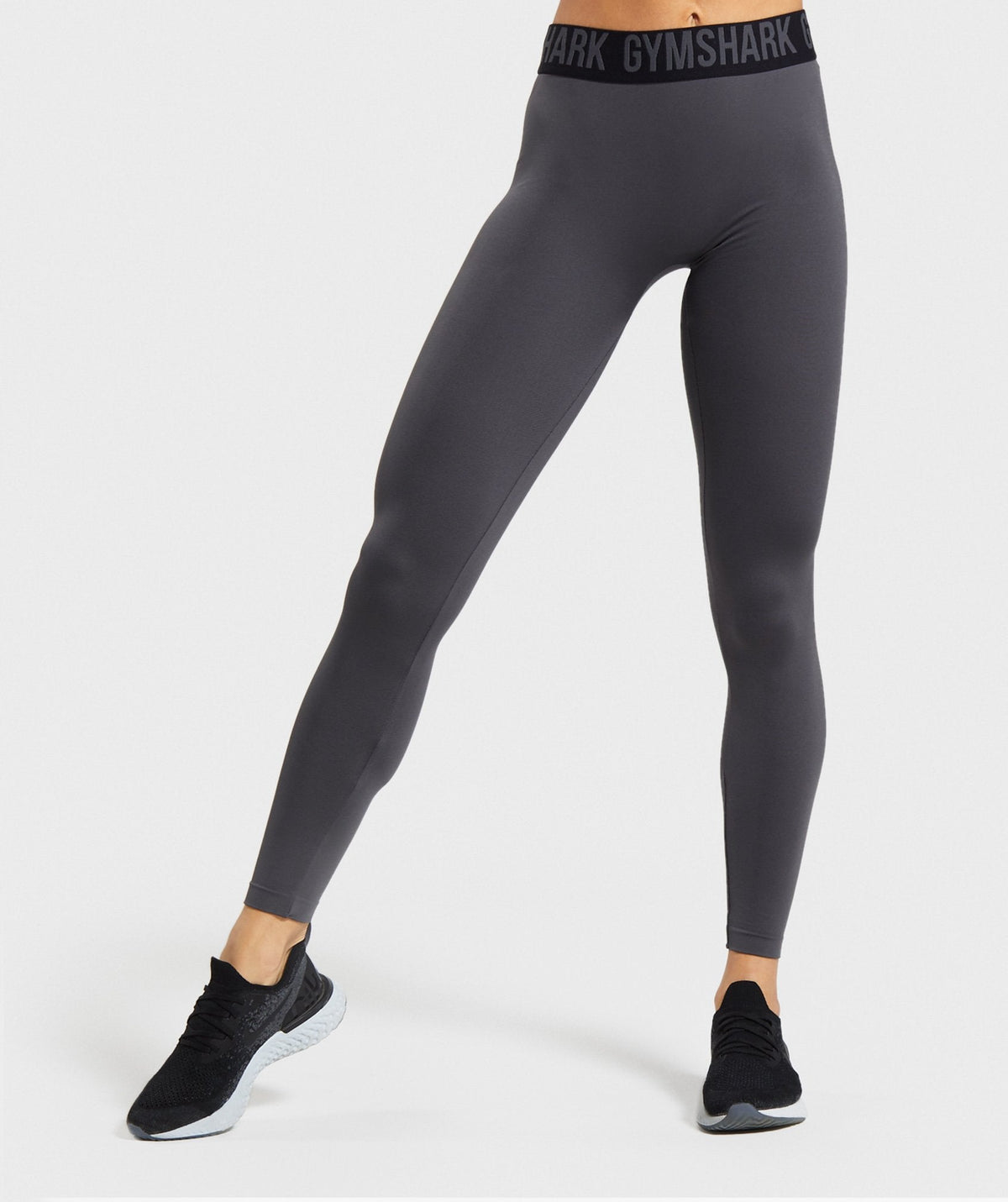 gymshark-fit-leggings-charcoal-black