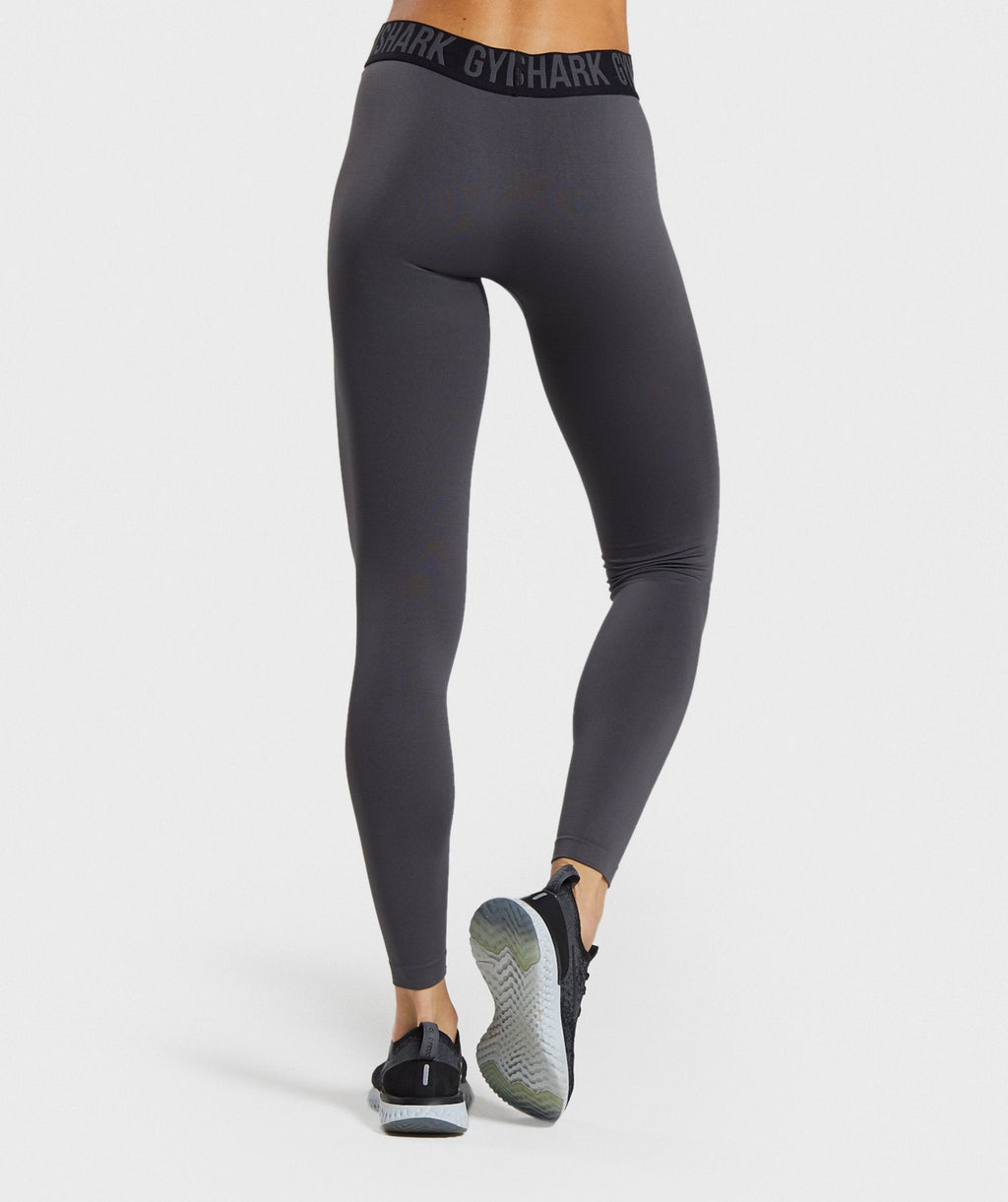 gymshark-fit-leggings-charcoal-black