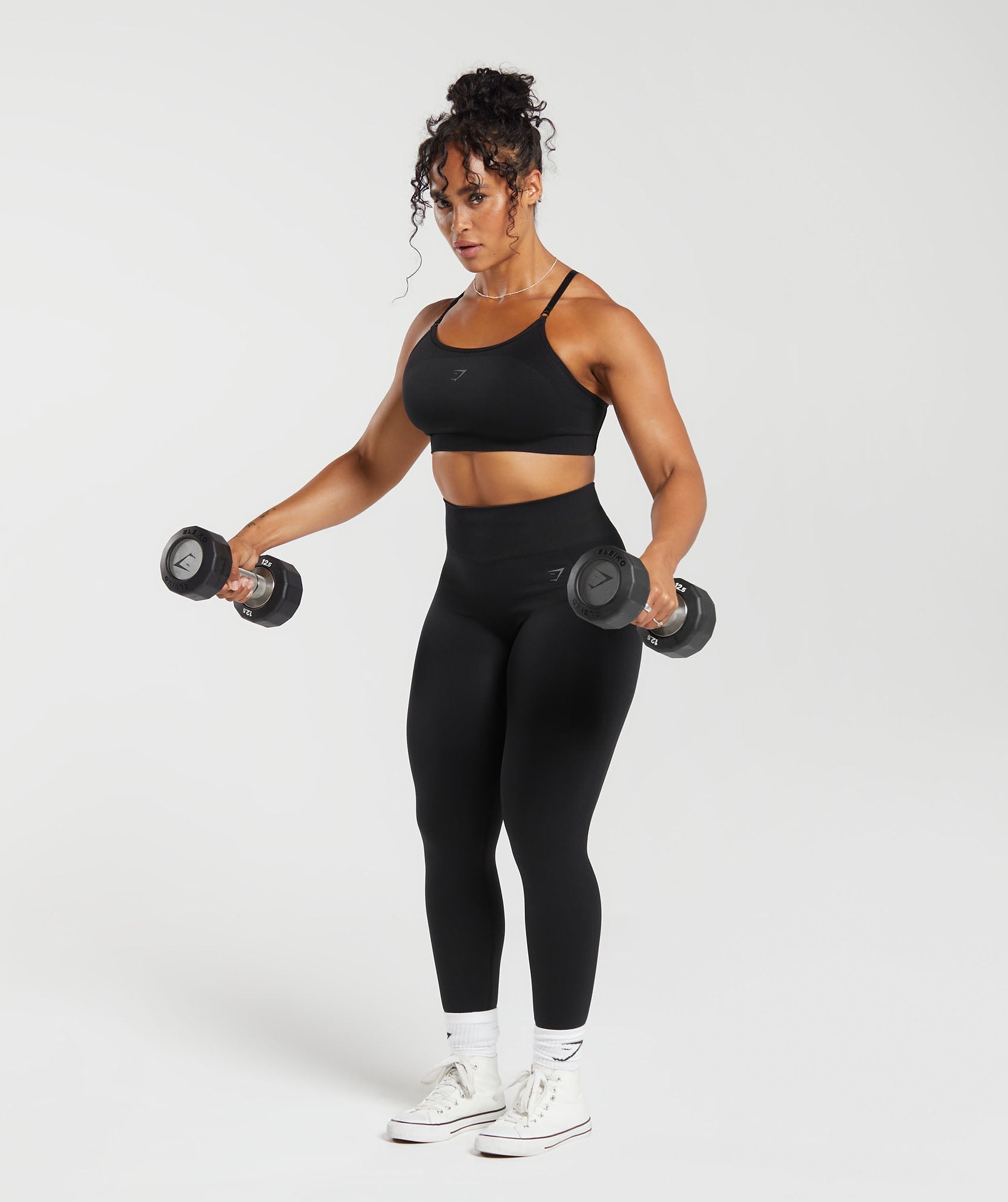 gymshark-flex-strappy-sports-bra-black-aw22