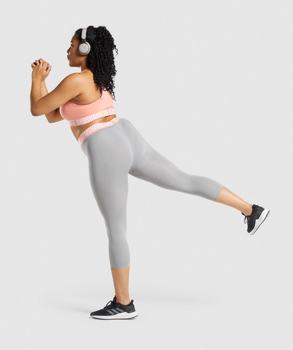 gymshark-fit-seamless-cropped-leggings-smokey-grey