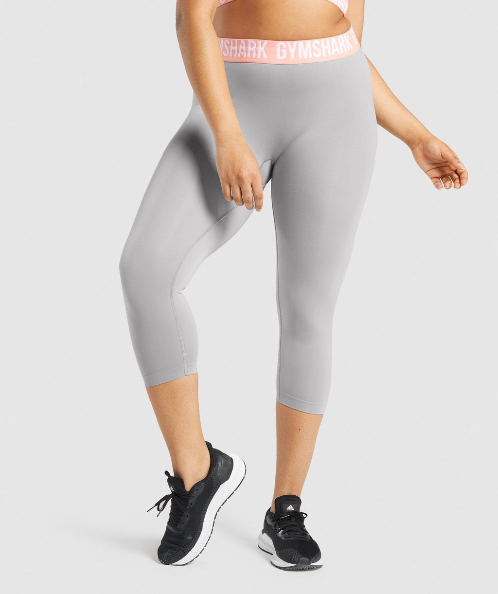 gymshark-fit-seamless-cropped-leggings-smokey-grey