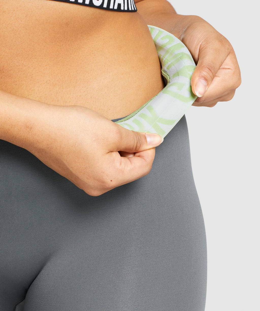gymshark-fit-seamless-leggings-charcoal