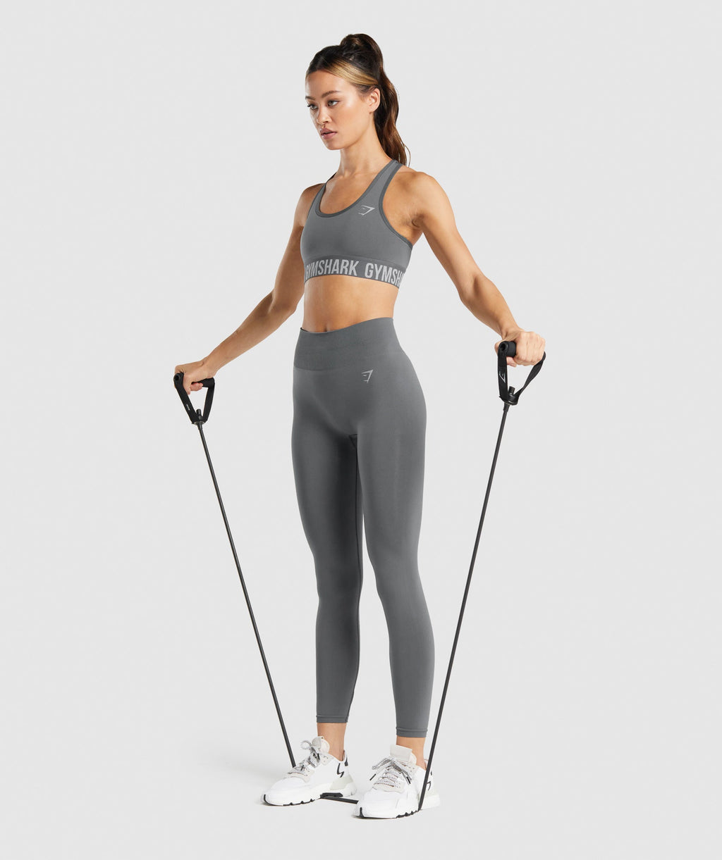 gymshark-fit-seamless-sports-bra-charcoal-aw21