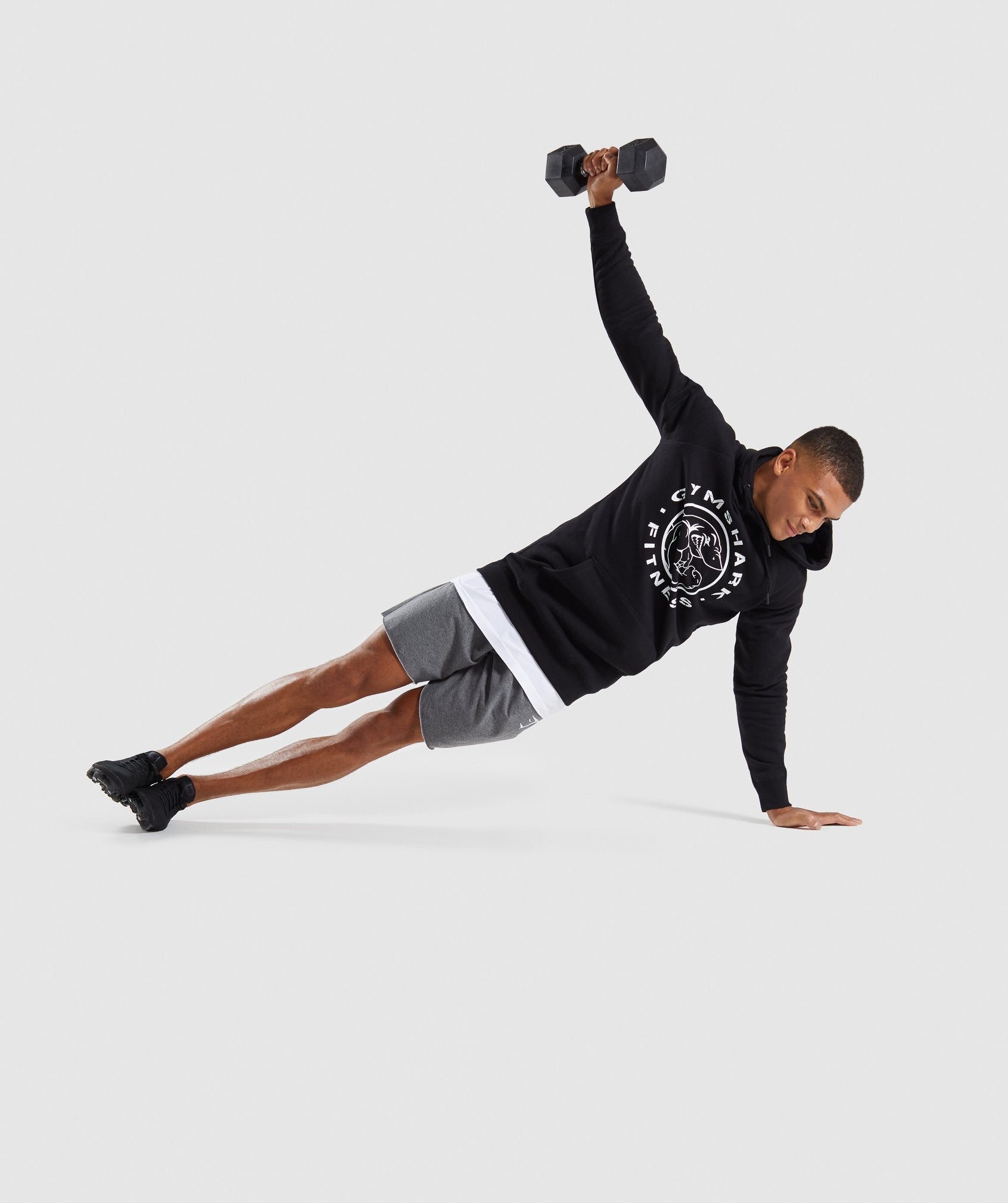 gymshark-fitness-pullover-hoodie-black