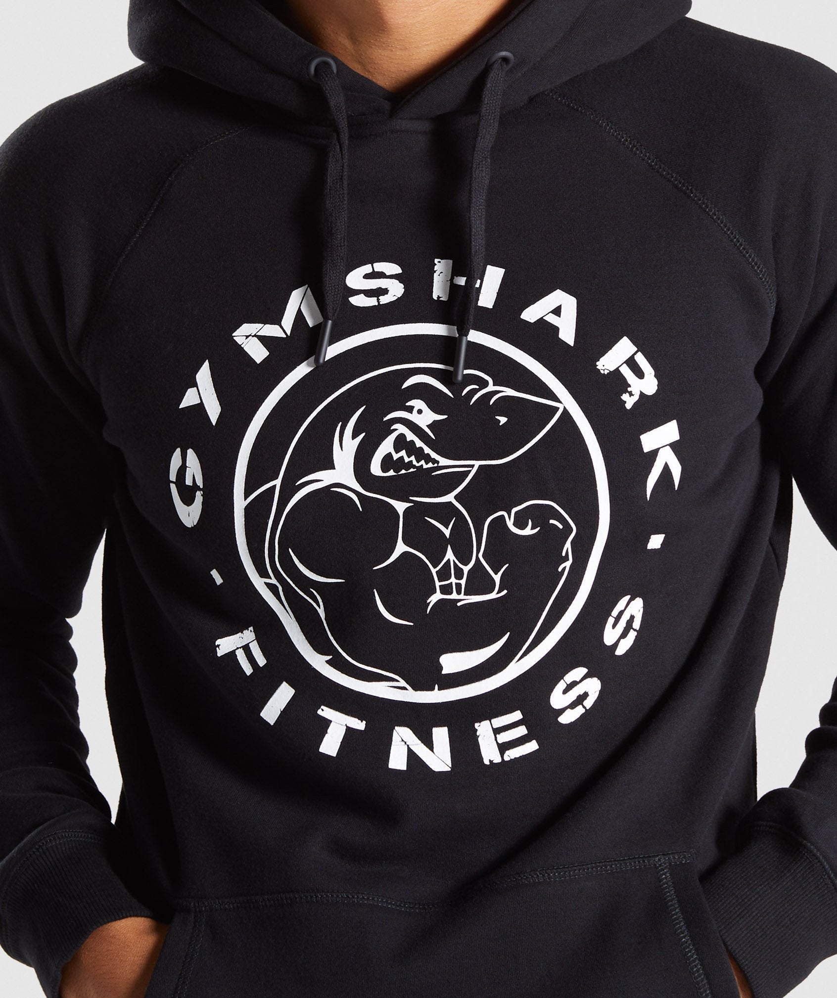 gymshark-fitness-pullover-hoodie-black