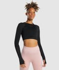 gymshark-glow-long-sleeve-seamless-crop-top-black-aw21
