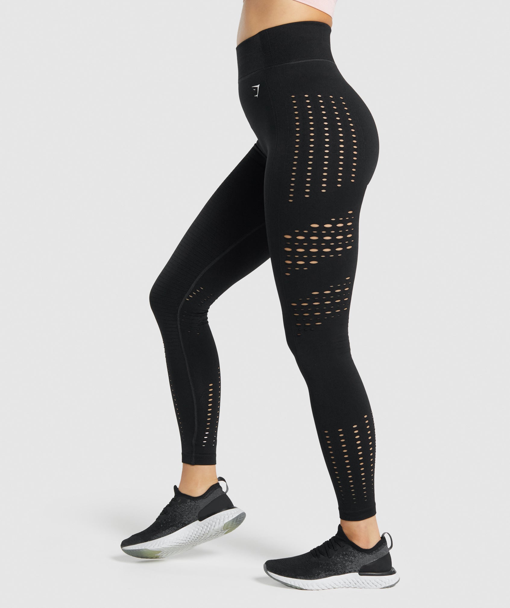 gymshark-glow-seamless-tights-black-aw21