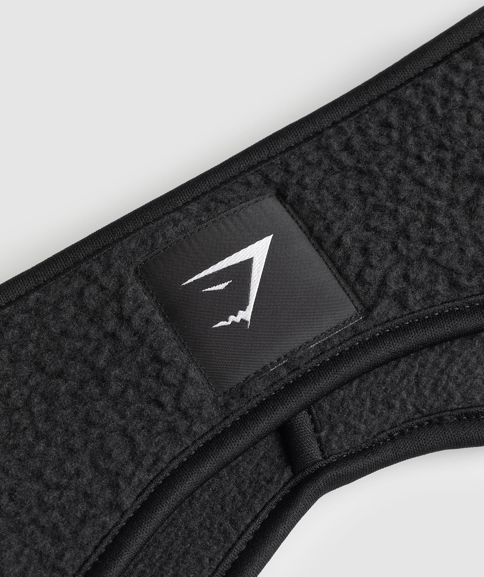 gymshark-fleece-headband-black-aw24