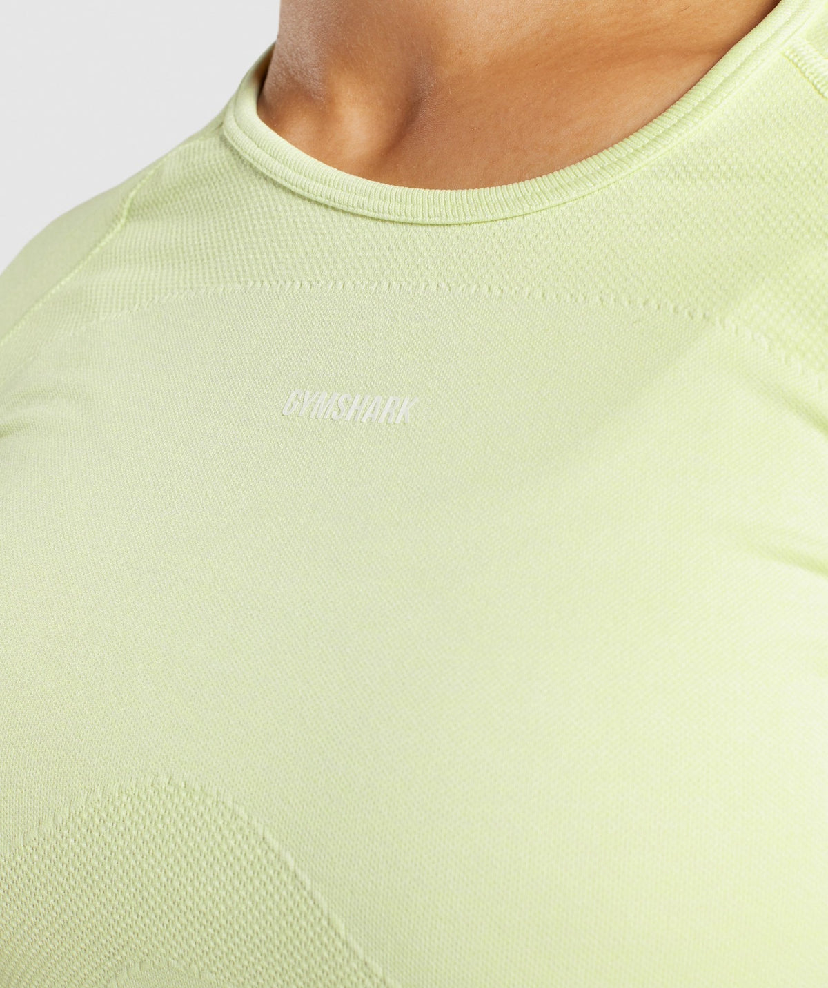 gymshark-flex-sports-long-sleeve-crop-top-light-green-marl