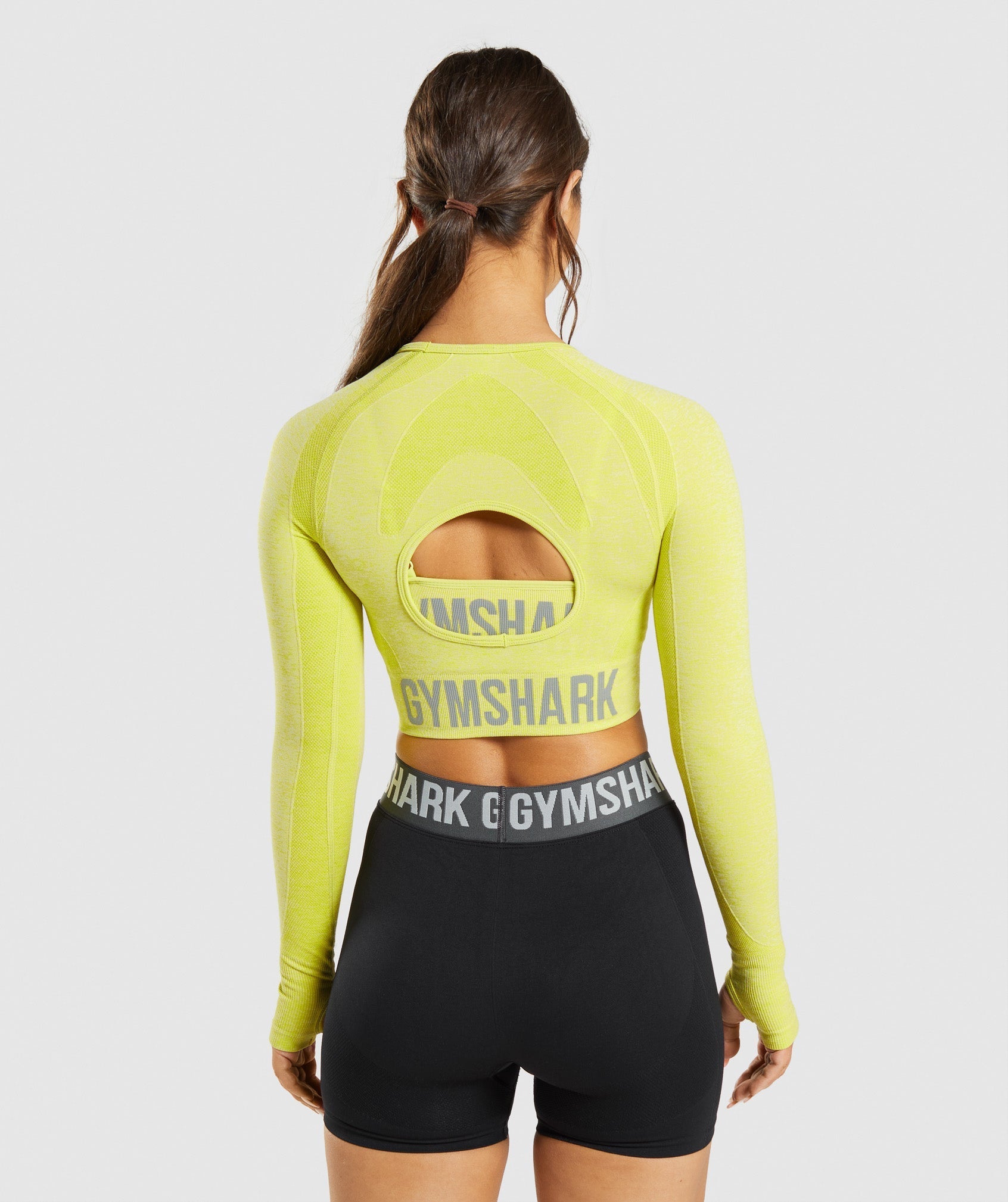 gymshark-flex-sports-long-sleeve-crop-top-glitch-yellow-marl-aw21