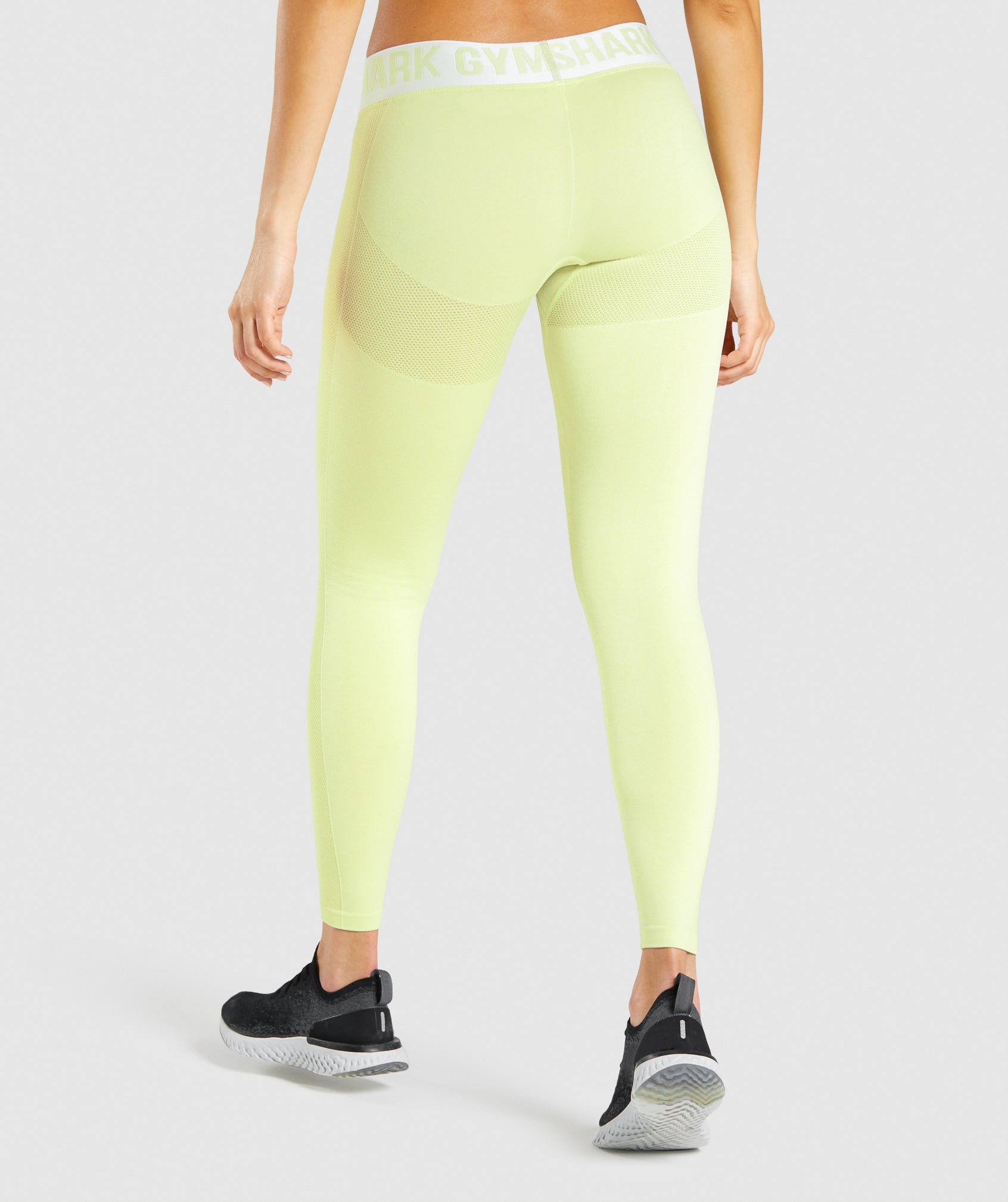 gymshark-flex-low-rise-leggings-light-green-marl