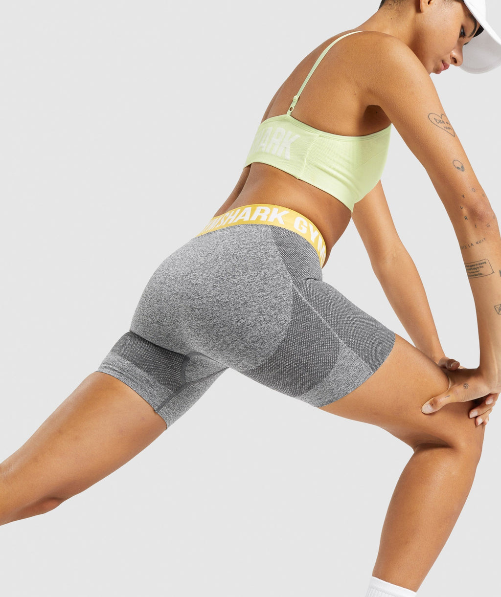 gymshark-flex-shorts-charcoal-marl