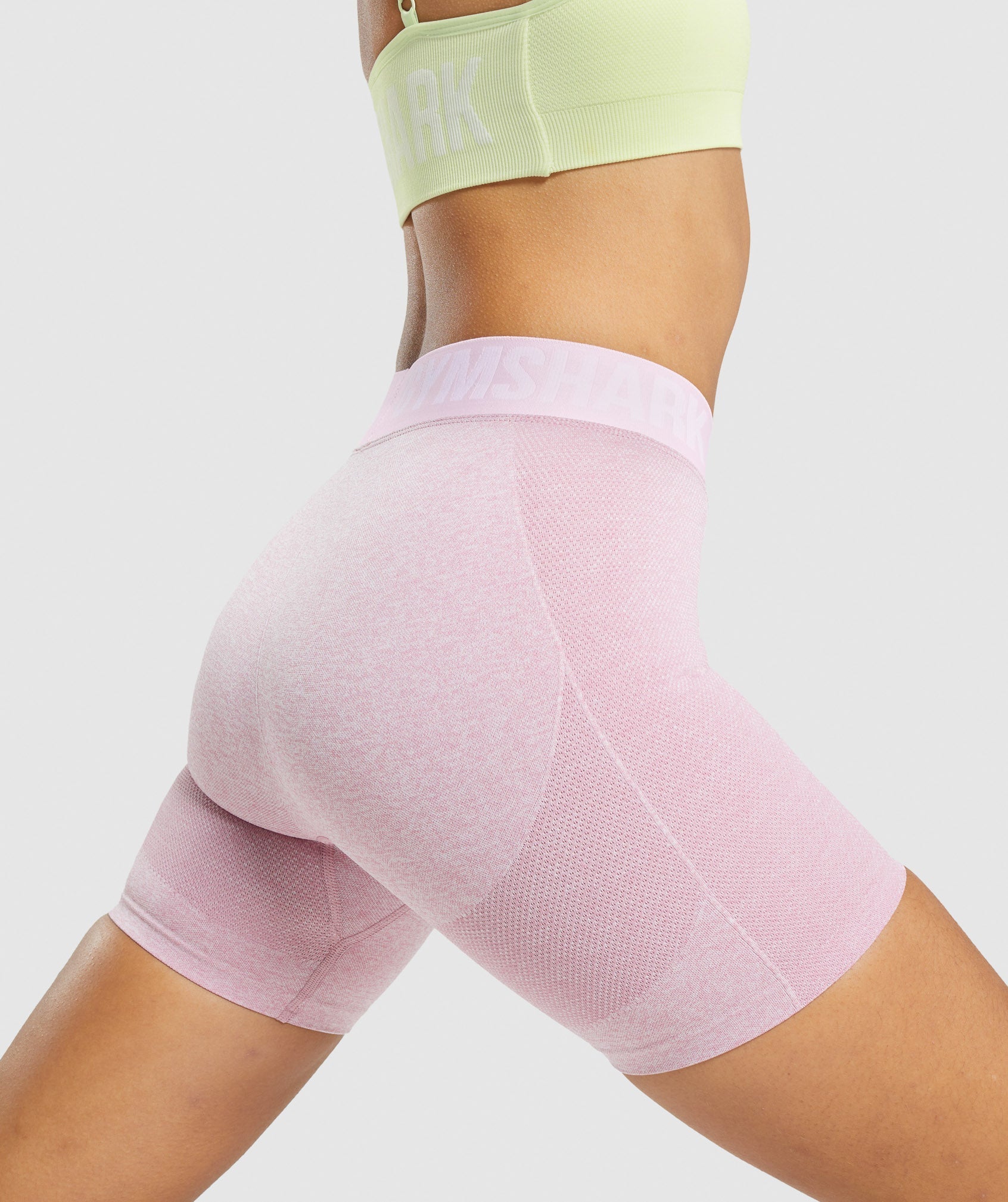gymshark-flex-shorts-light-purple-marl