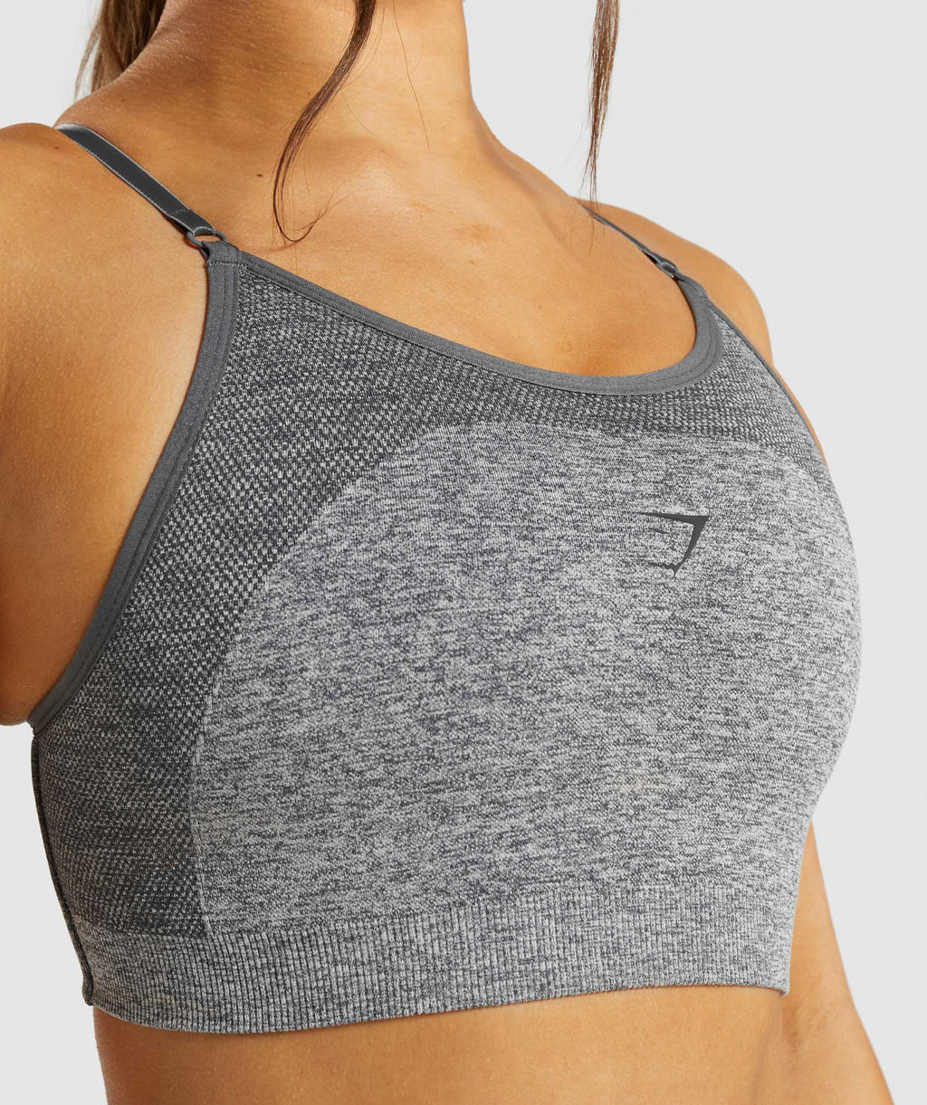 gymshark-flex-strappy-sports-bra-charcoal-aw23grey-marl