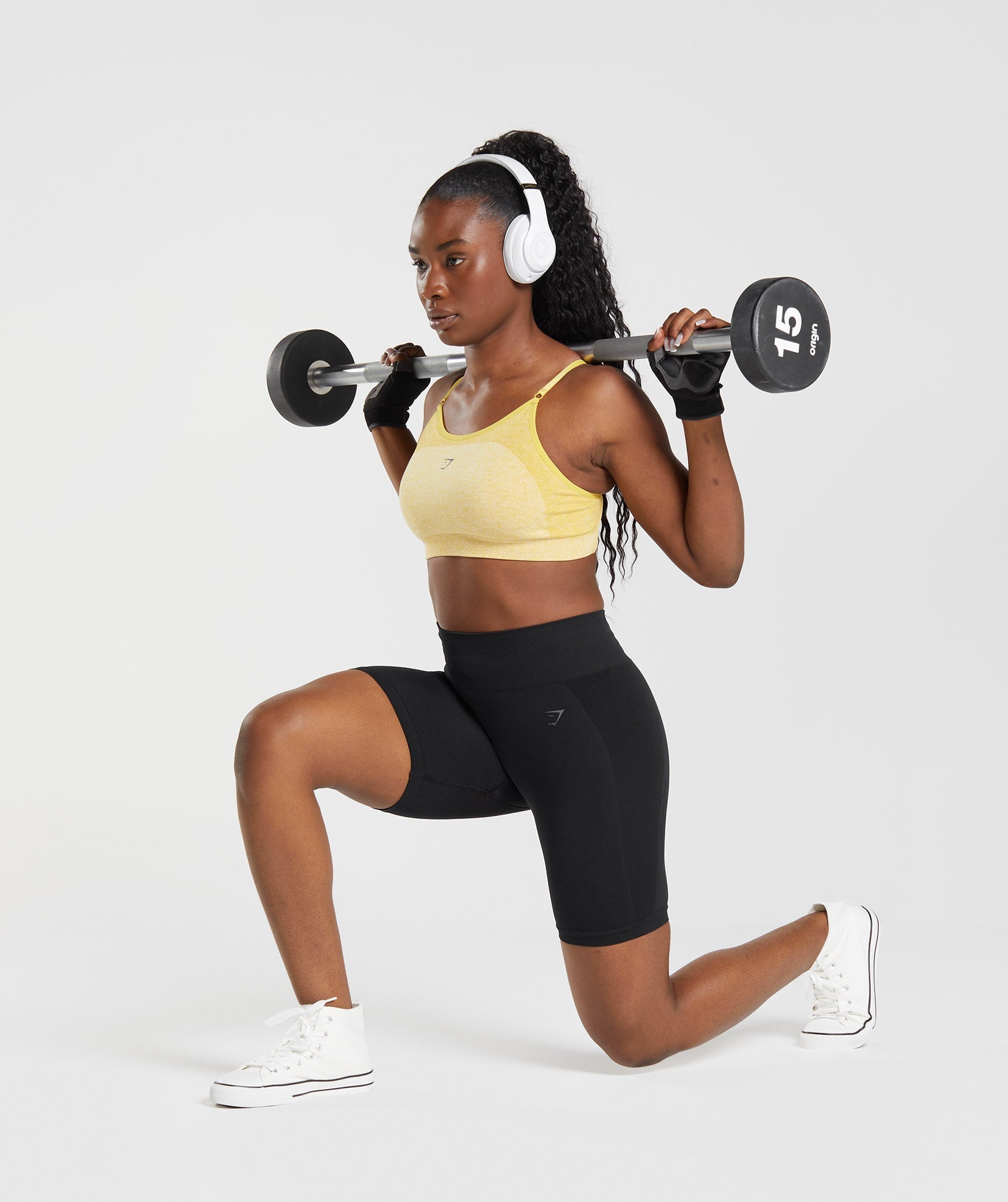 gymshark-flex-strappy-sports-bra-medallion-yellow-white-marl-aw22
