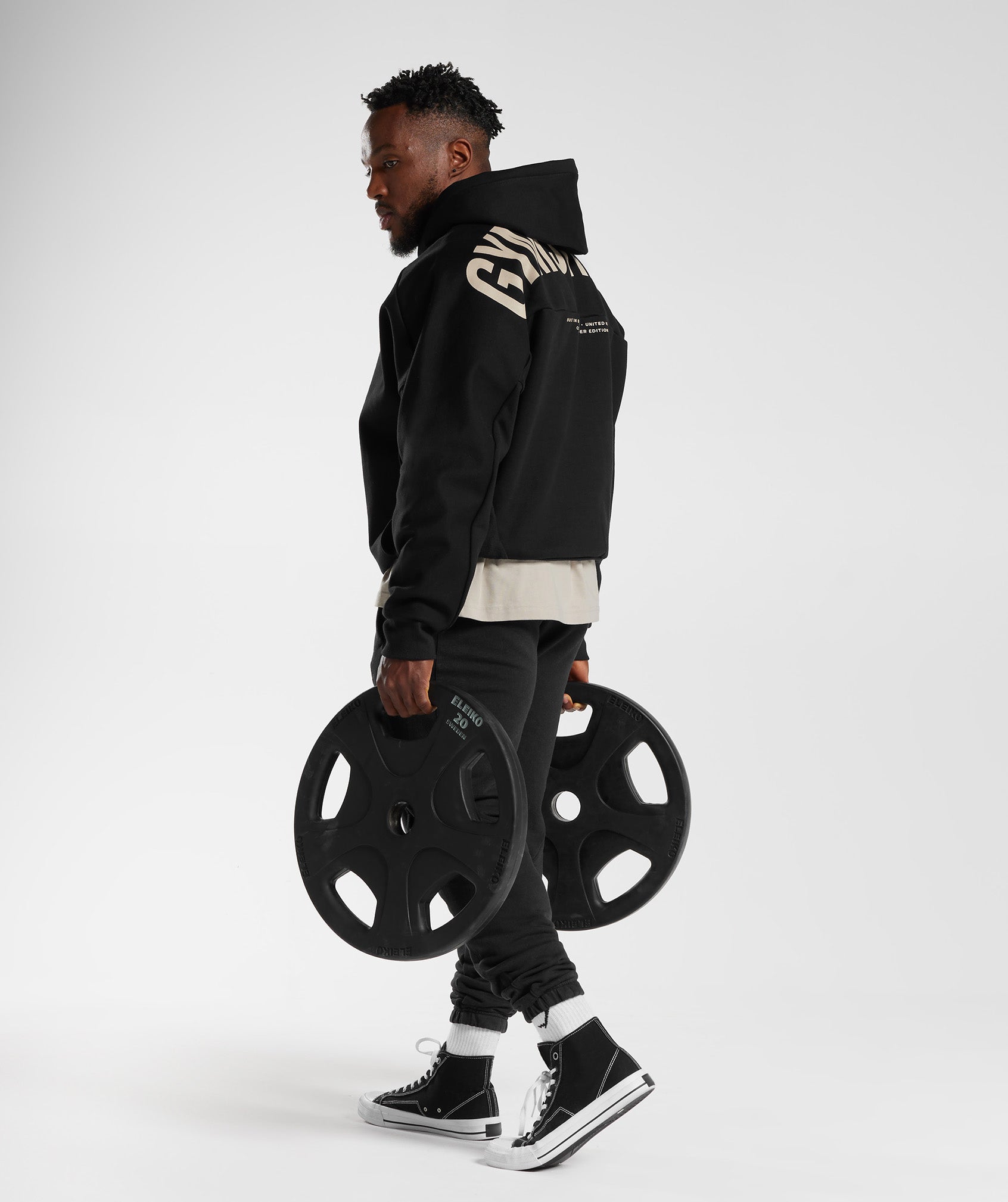 gymshark-founders-hoodie-black