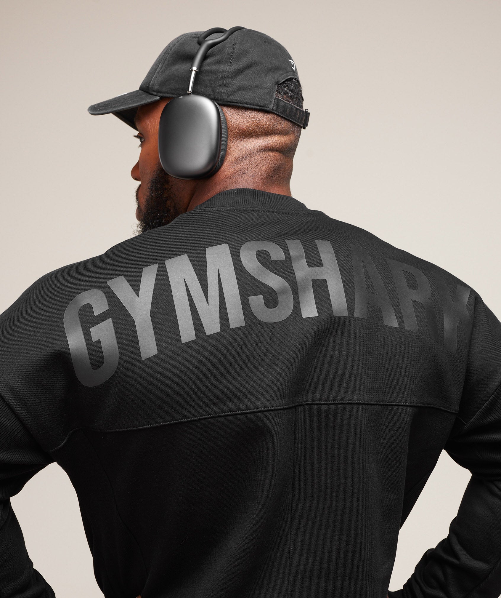 gymshark-premium-power-crew-black-ss25