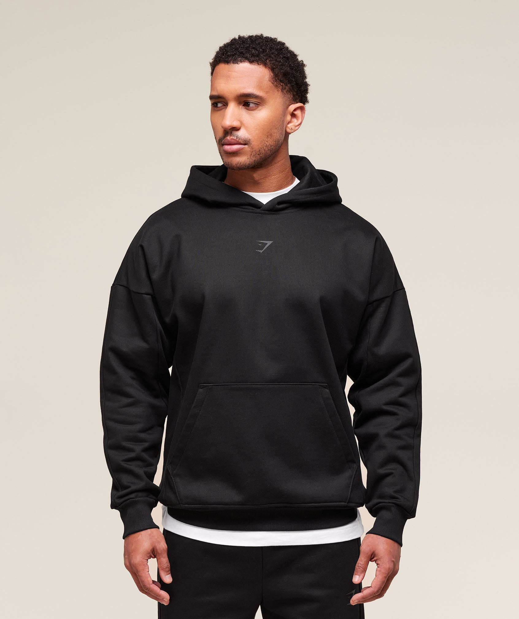 gymshark-premium-power-hoodie-black-aw24