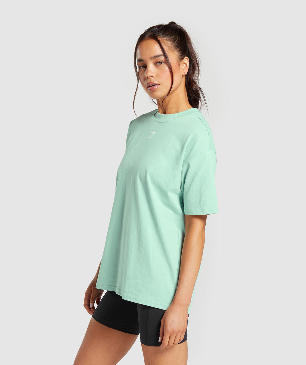 gymshark-fraction-oversized-t-shirt-lido-green-ss24